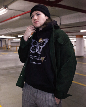 Open image in slideshow, METAMORPHOSIS